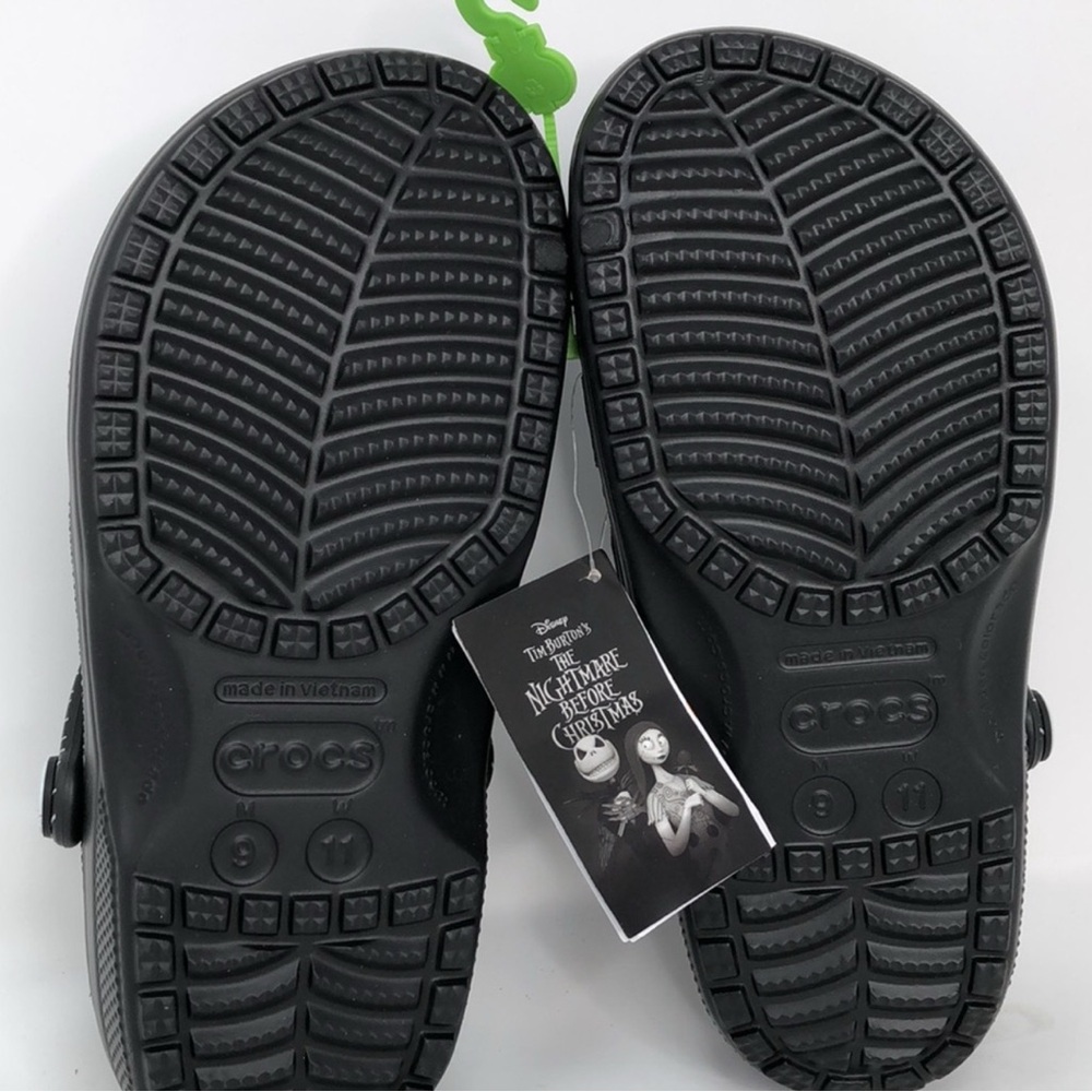 Crocs Nightmare Before Christmas Classic Clog Womens Size 7 - Picture 3 of 5